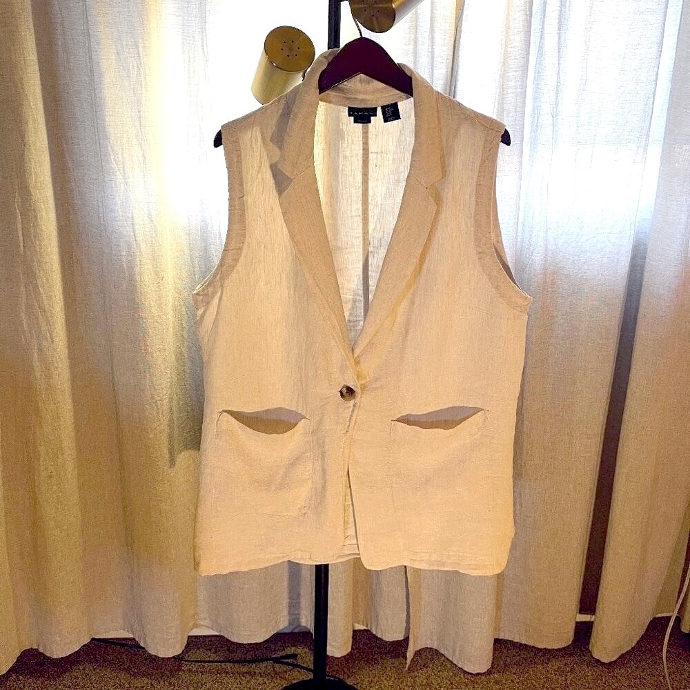 Tahari Cream Sleeveless Tunic Vest